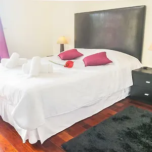 https://arcadas-cozy-apartments-au.madeira-islandshotels.com